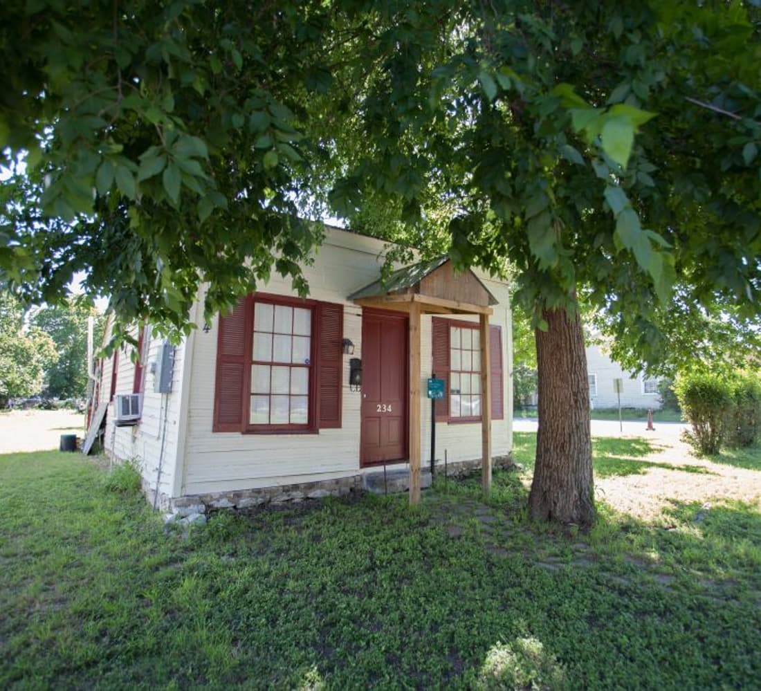 Guessow House 3430