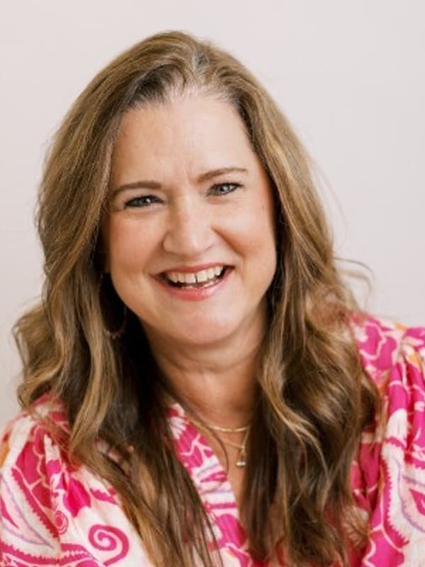 Jennifer Adams